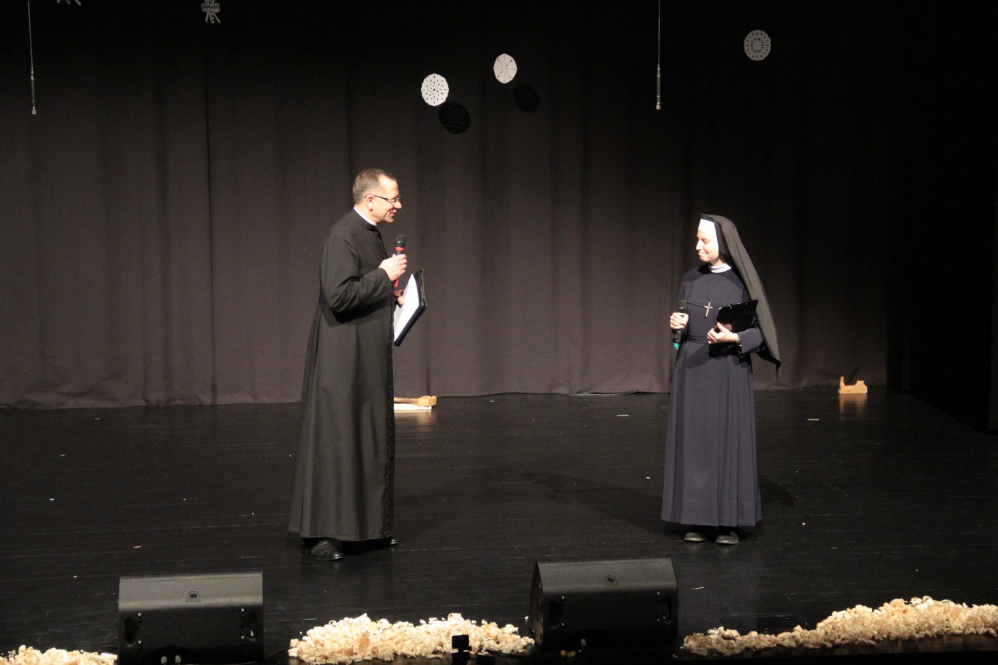 IMG_9143_SpektaklKoledowanie2018_24.jpg