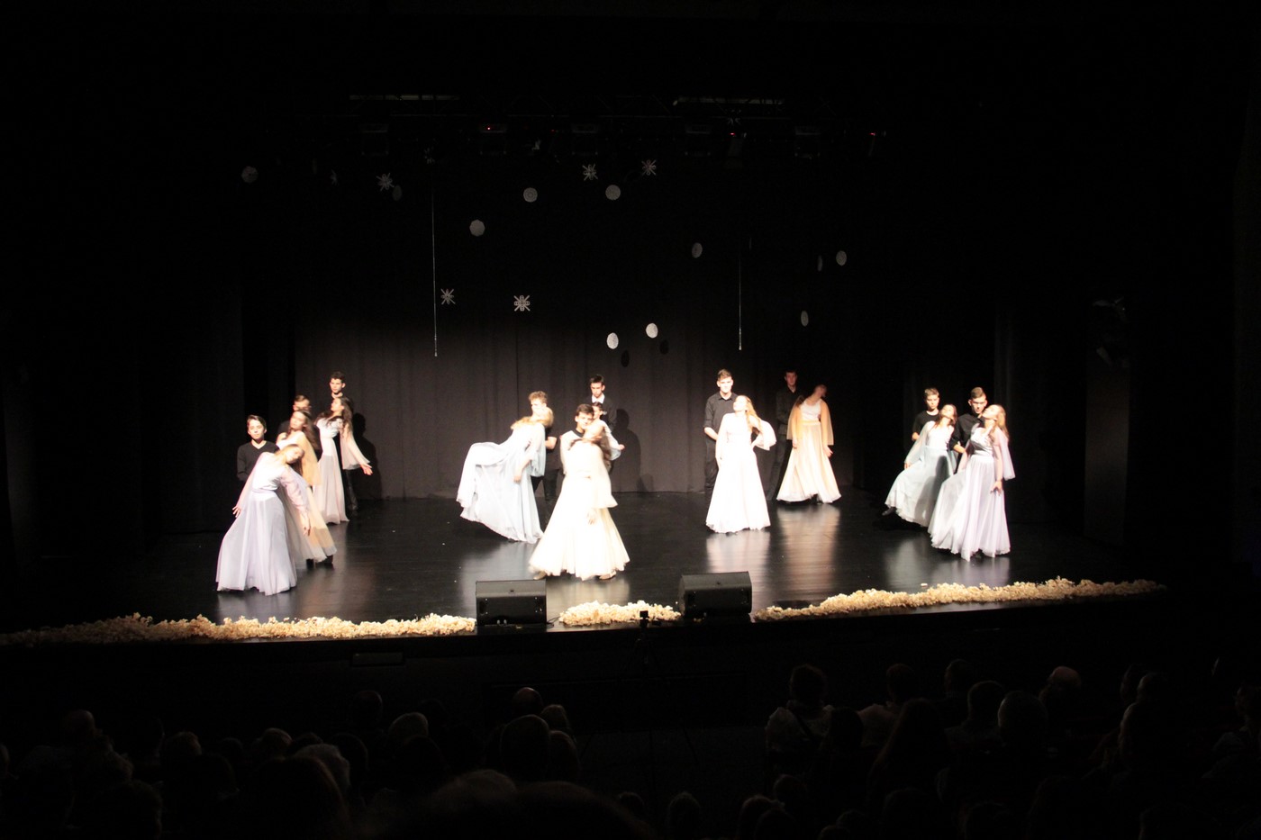 IMG_9170_SpektaklKoledowanie2018_35.jpg