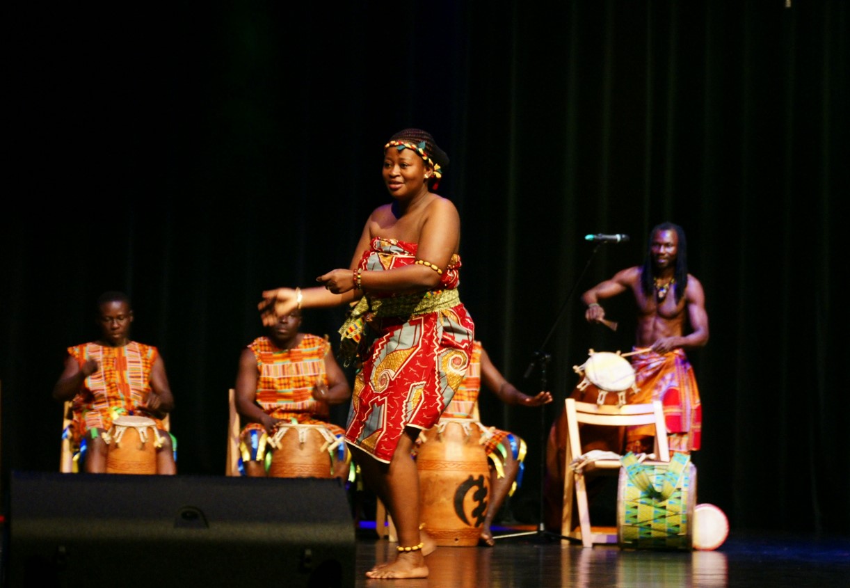 salezjanieGhana_spektakl_05.jpg